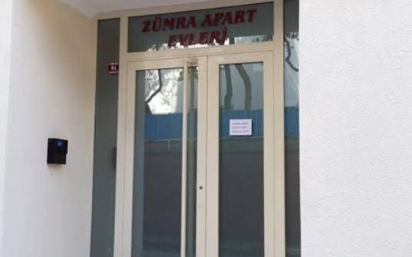 Zümra Evleri şifreli ve güvenli bina girişi