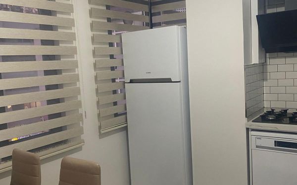 Zümra Evleri ankastre setli modern mutfak ve yemek alanı